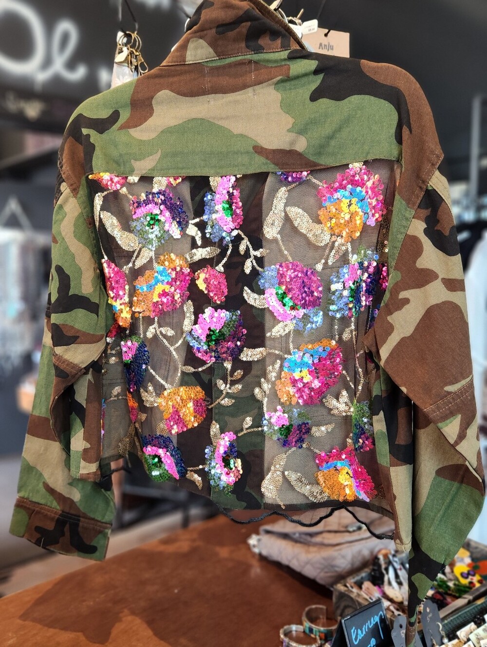 Veveret Camo Contrast Jacket